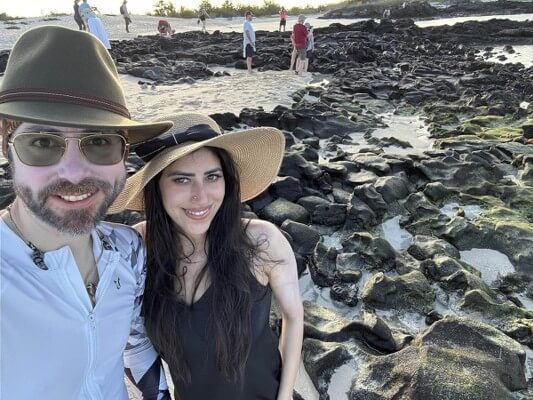 138208569060-2006808054502070